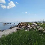 6 Person In Skibby-by Traum * Skibby